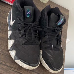 Kyrie 4’s !